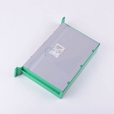 ট্রে ফাইবার PLC স্প্লিটার 1x16 SC UPC কম PDL ODF-এ প্যাক করা